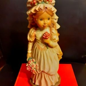 Vintage  Figurine